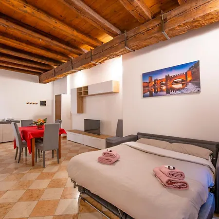 Arena Mazzini Apartment